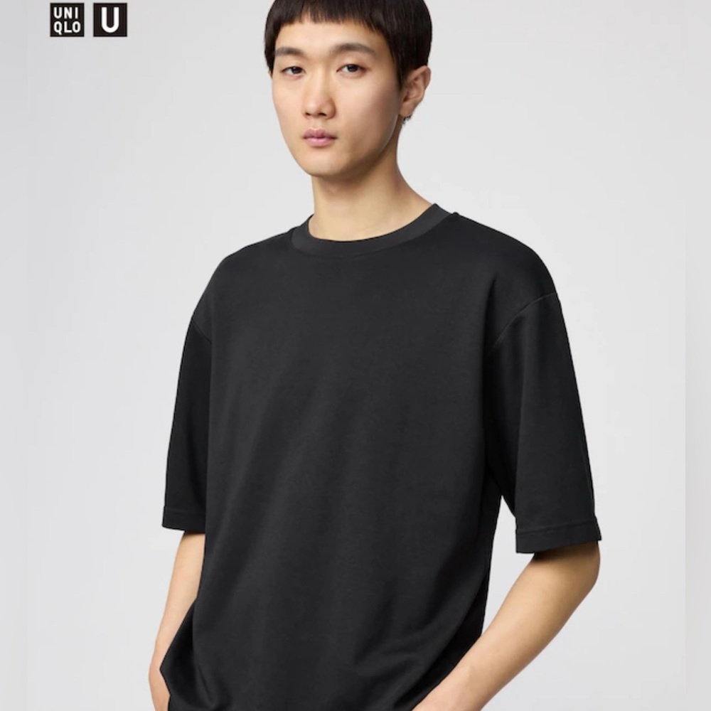 Uniqlo U Men's Short Sleeve Tee - size L